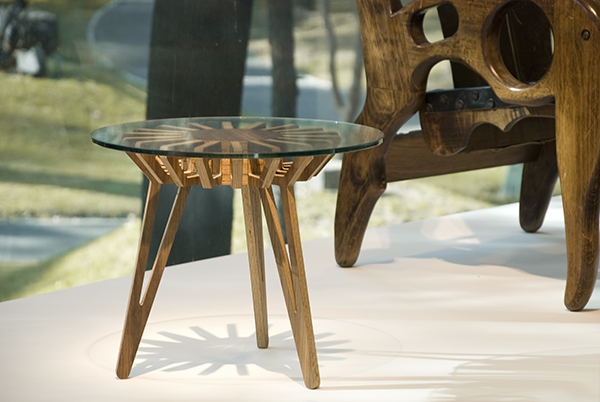 Eje - table. Antonio Gurrola for Pirwi