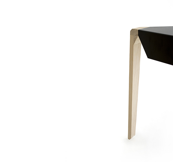 Equil - Antonio Gurrola