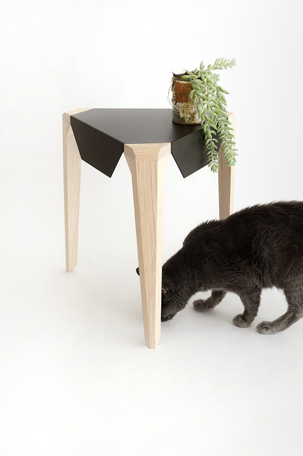 Equil - Antonio Gurrola